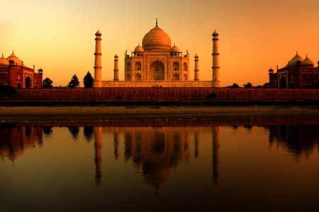 Evening Landscape Photography Of The Taj Mahal, India At Sunset